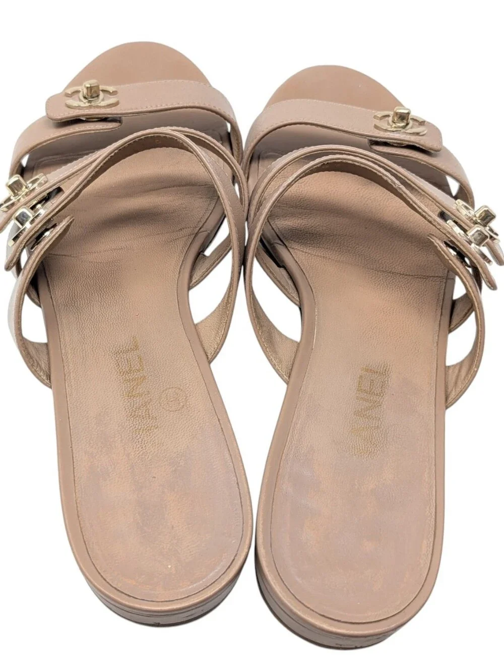 Chanel Beige Nude Interlocking CC Silver Turnlock Slide Mule Sandals Size EU 39